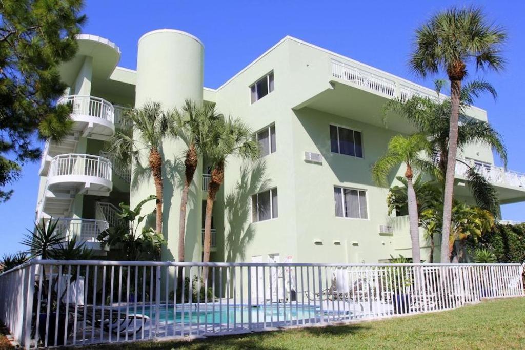 Chart House Suites And Marina Clearwater Beach Eksteriør bilde